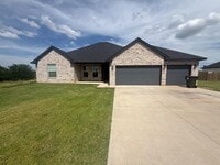 Building Photo - 9544 Monterey Dr