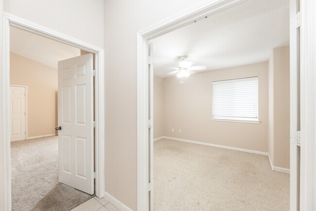 Building Photo - 25219 Spring Iris Ln