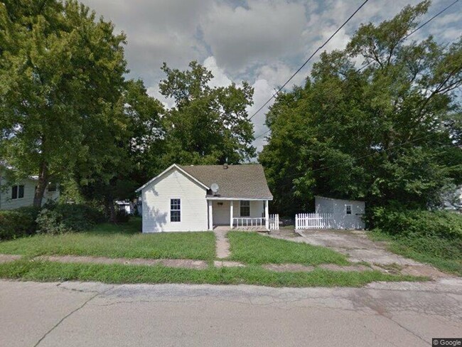 Primary Photo - Coming Soon! Investor Special! In town - $...