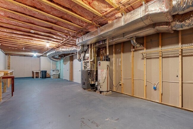 Building Photo - 15 Water Wheel Cir