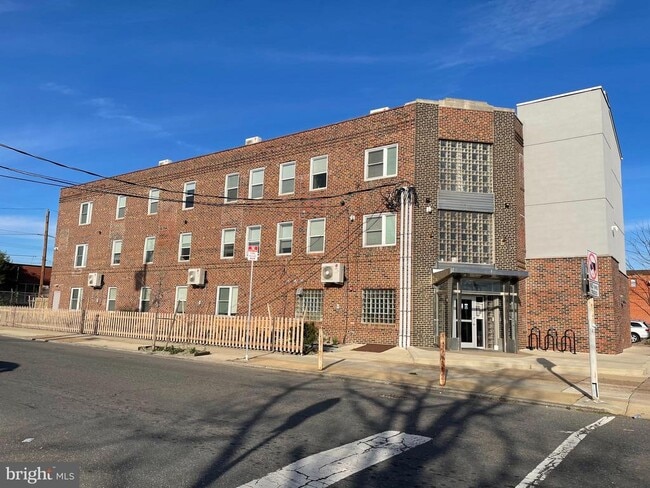 Building Photo - 3400 Belgrade St