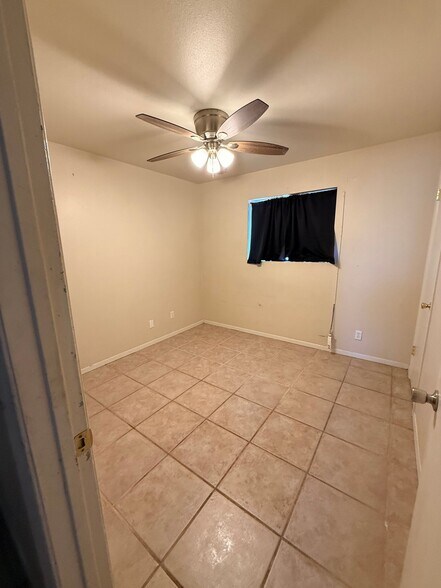 Building Photo - 508 E Euclid Ave