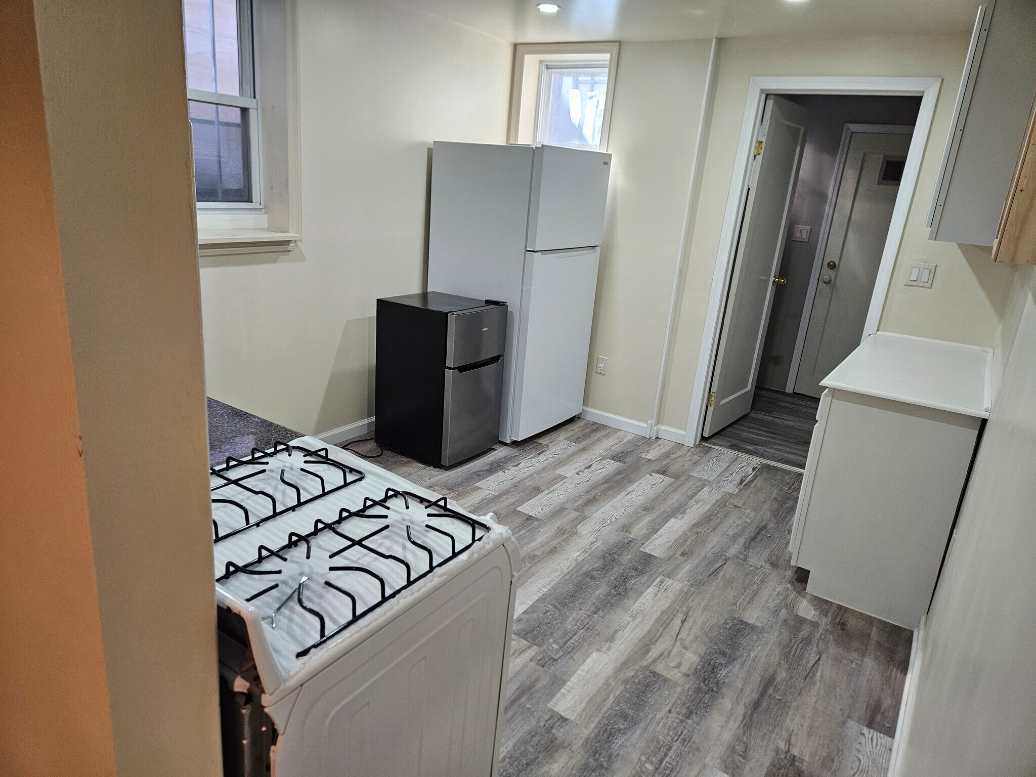 Building Photo - 3103 88th St