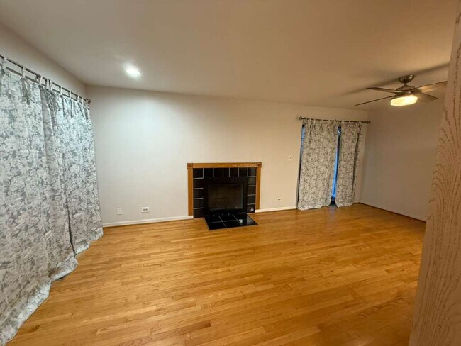 Building Photo - 1410 Whispering Springs Cir