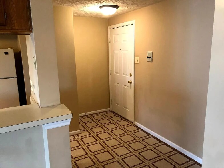 Building Photo - 601 Himes Ave