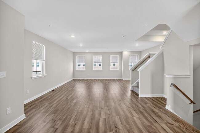 Building Photo - Beautiful 3 Bedroom, 2.5 Bath Bridgeport T...