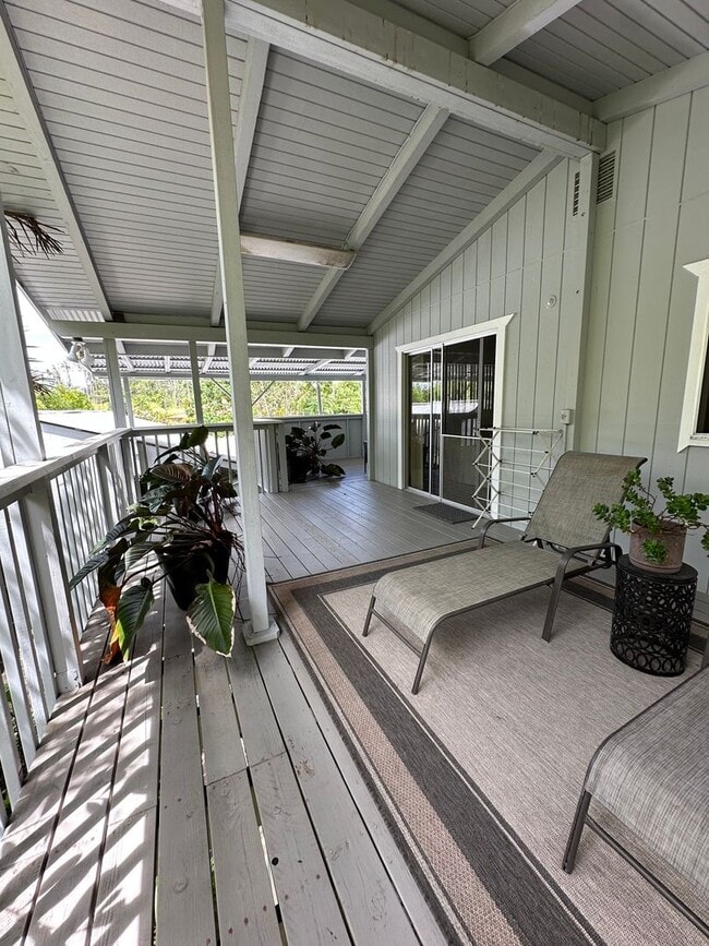 Building Photo - 1bd & 1 1/2 ba Fully Furnished & Move in R...