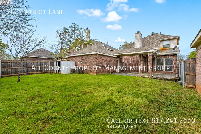 Building Photo - 203 Patriot Ln