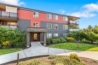 Building Photo - 2Bd/1.75Ba Seattle Condo