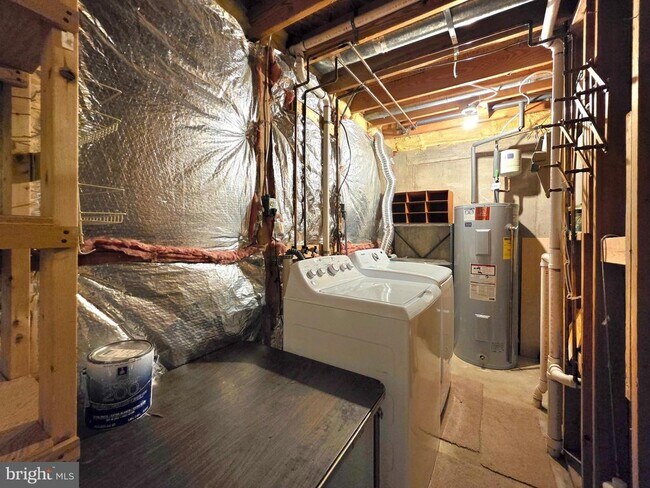 Building Photo - 8557 Koluder Ct