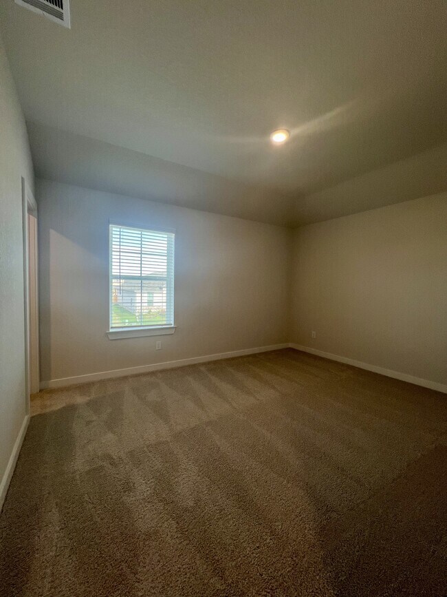 Building Photo - 14426 Daphne Bnd