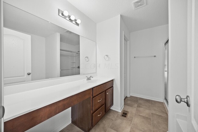 Building Photo - 6295 Honey Farm Way