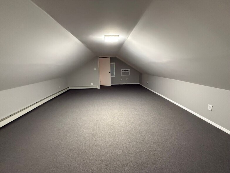 Building Photo - 14 N 4th St