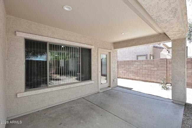 Building Photo - 17430 W Yavapai St
