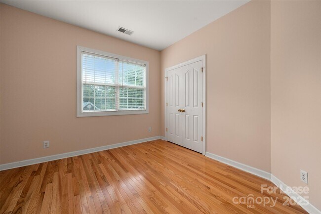 Building Photo - 11520 McGinns Trace Ct