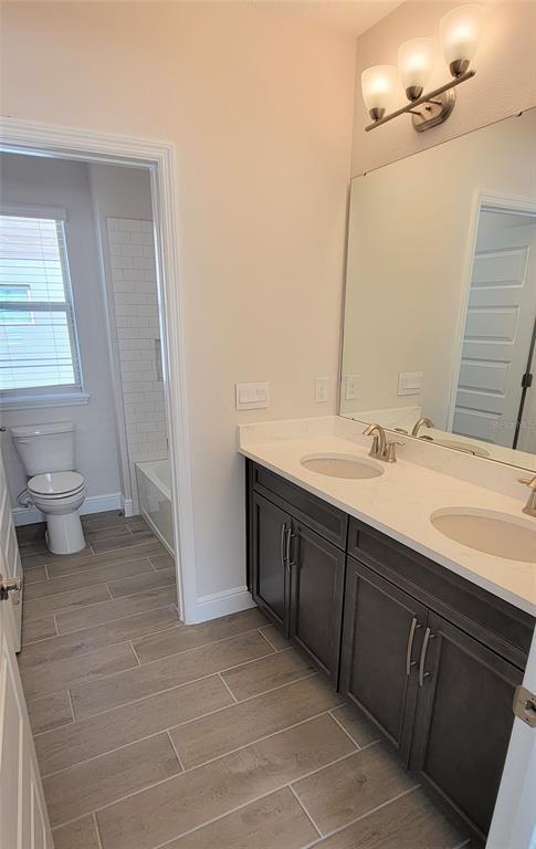 Building Photo - 9753 Lost Creek Dr