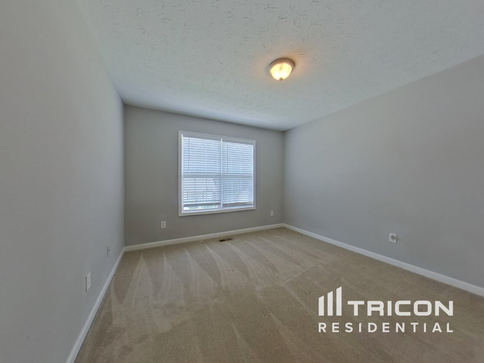 Building Photo - 34 Paradise Way