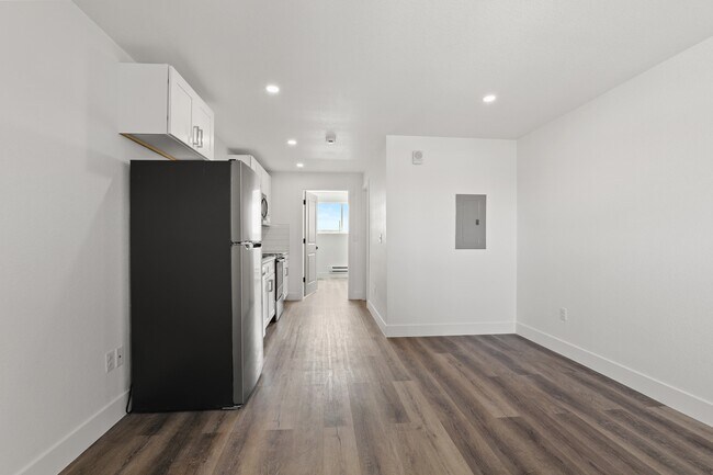 Floorplan - Eleven8 Apartments