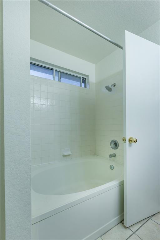 Building Photo - 17302 Dashwood Creek Dr