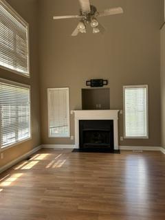 Building Photo - 423 Trenton Ln