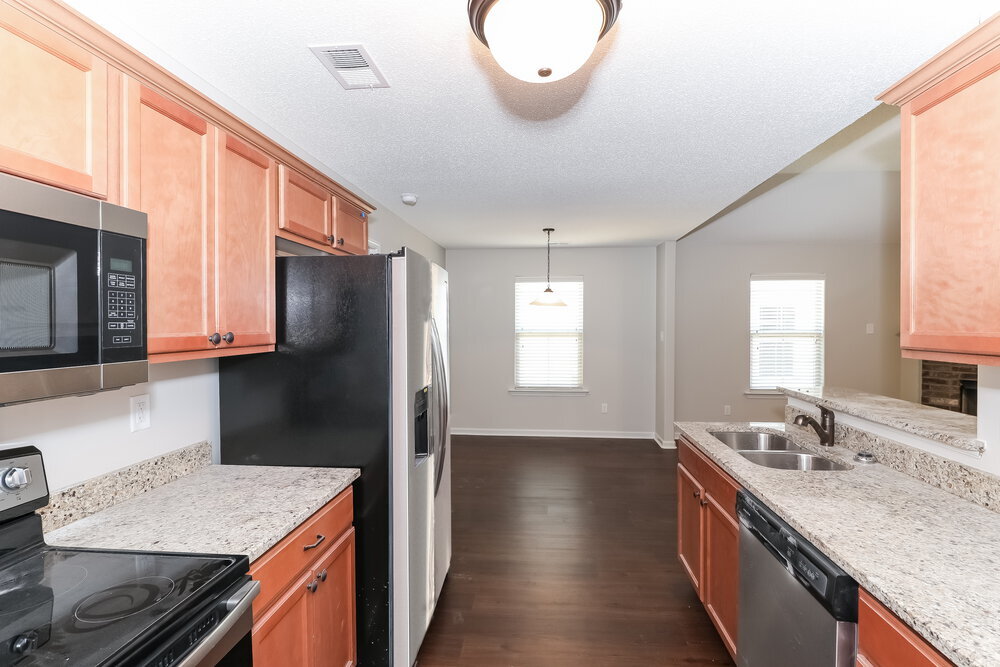 Building Photo - 9456 Darren Cir S