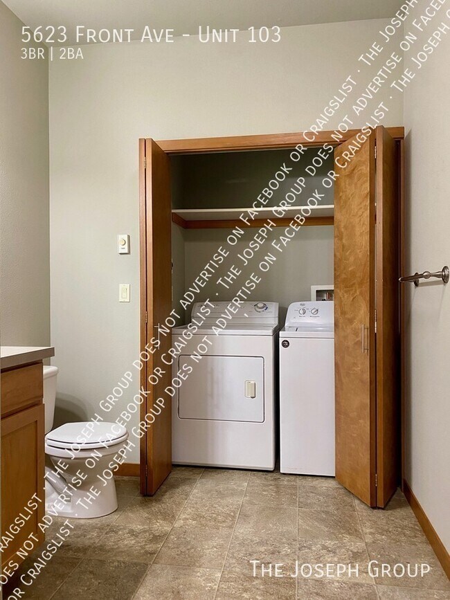 Building Photo - 5623 Front Ave