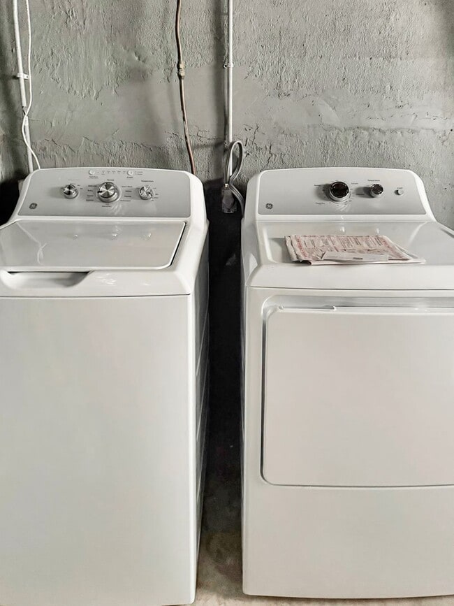 Building Photo - Charming West Tulsa Bungalow with Detached Garage and Hardwood Floors