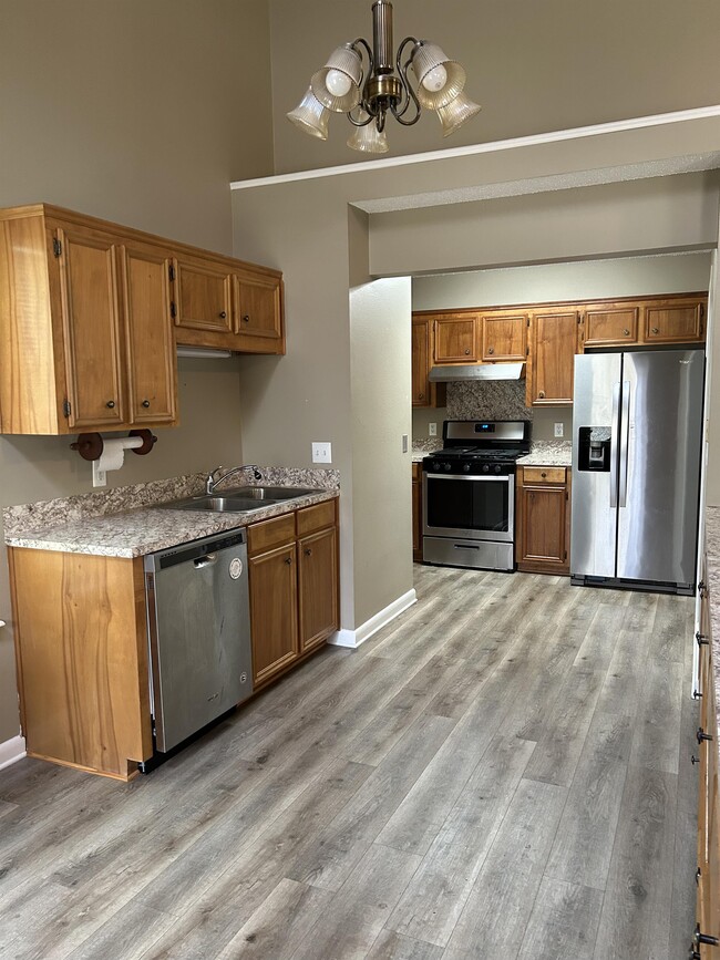 Building Photo - 541 Melton Dr