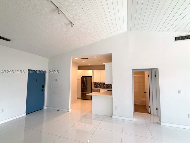 Building Photo - 55 Ocean Ln Dr
