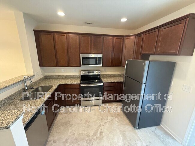 Building Photo - 175 Limerick Rd