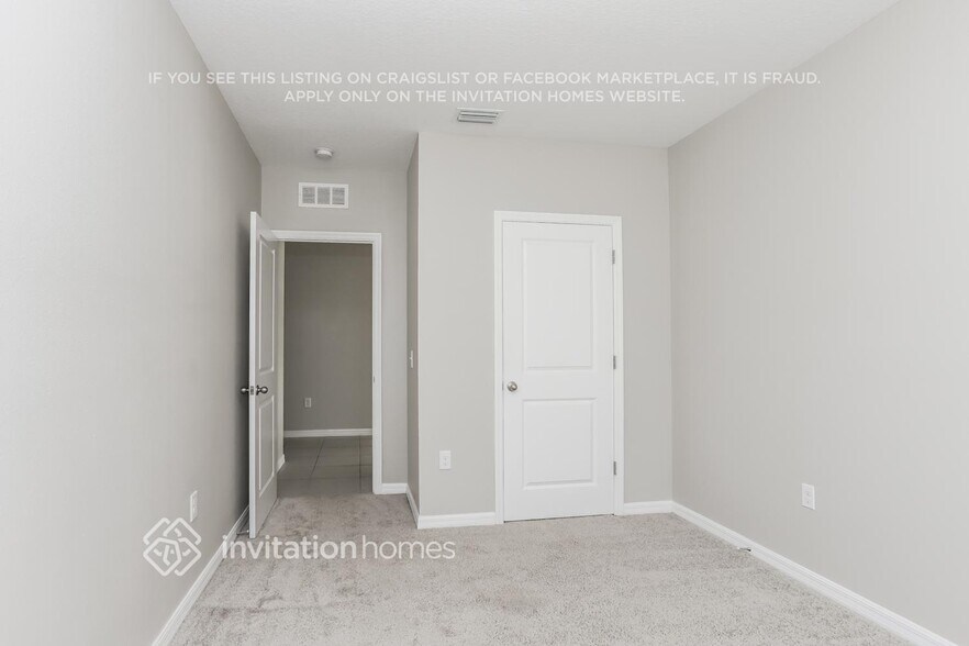 Building Photo - 3813 Wayfarer Wy