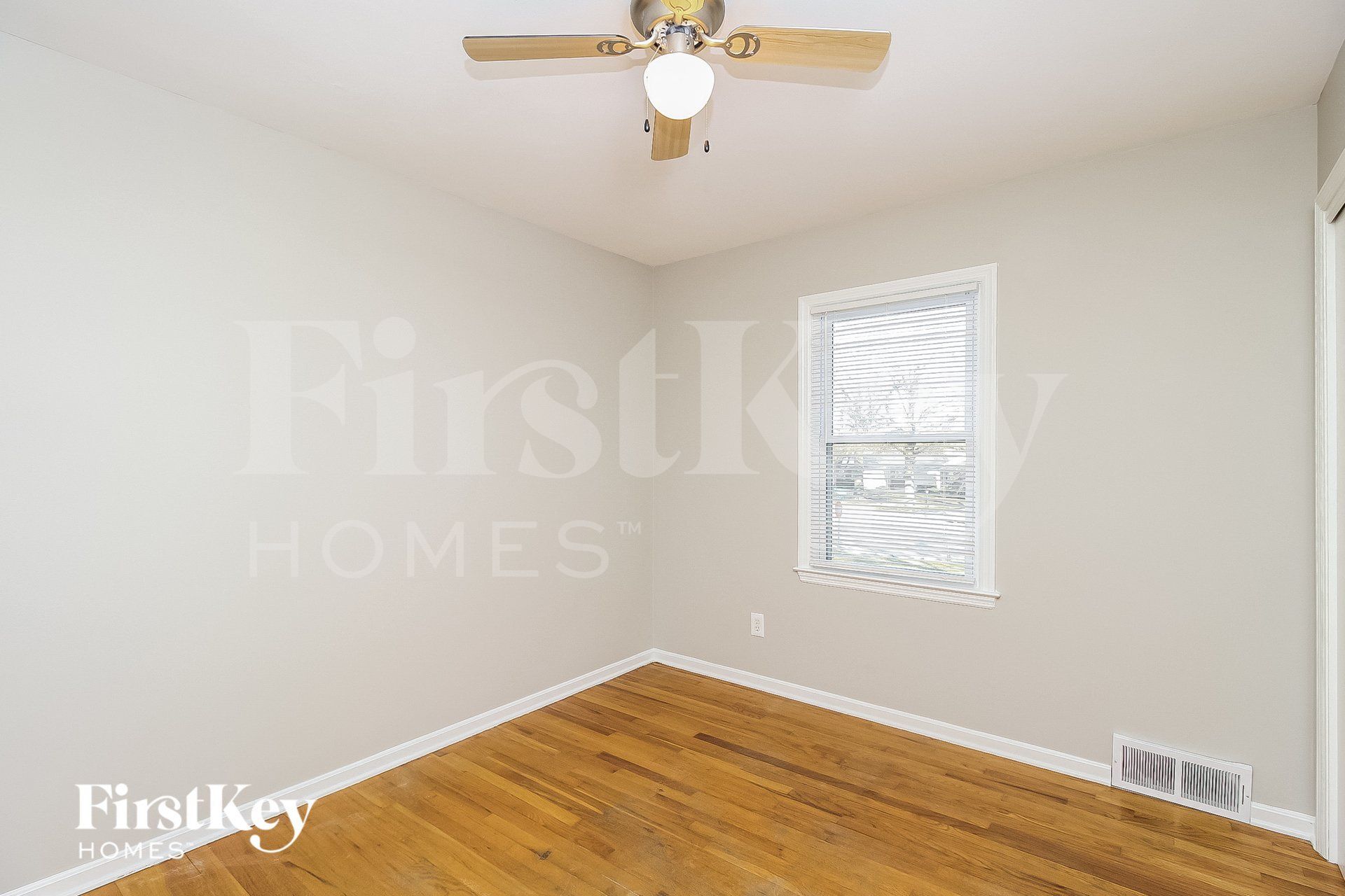 Building Photo - 7310 Flint Dr