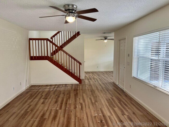 Building Photo - 3119 Kingston Ct