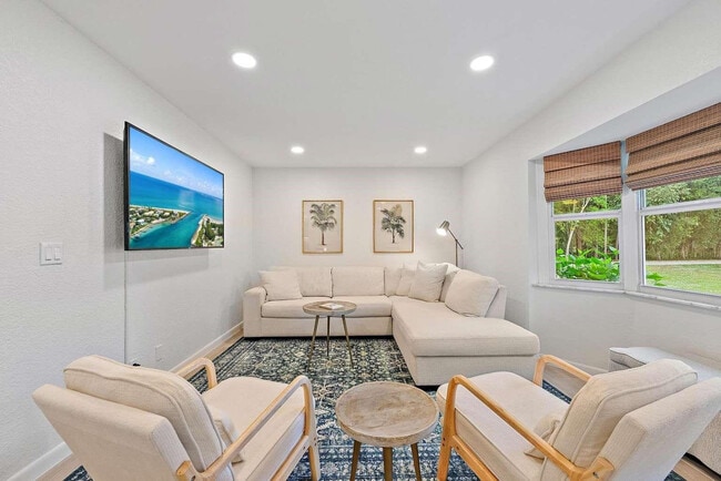 Building Photo - 11828 171st Ln N