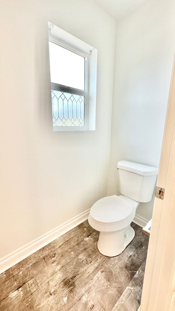 Building Photo - Beautiful Two-Story Home in the Newer Community of Horse Creek Ridge in Fallbrook!