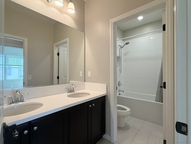 Building Photo - 2757 Overlook Point Dr