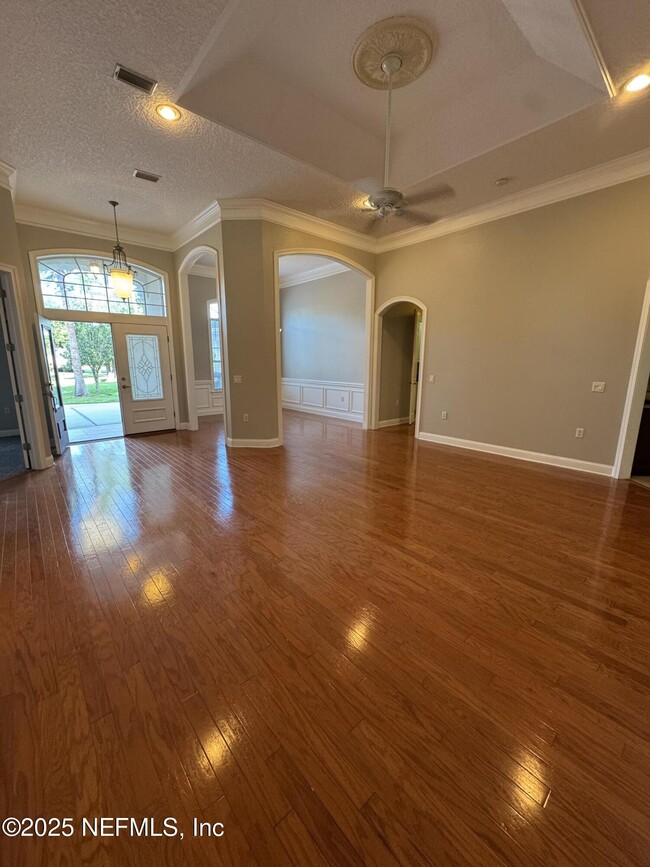 Building Photo - 2580 Heather Oaks Ct