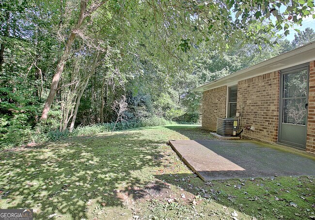 Building Photo - 150 Hill Chase Ct