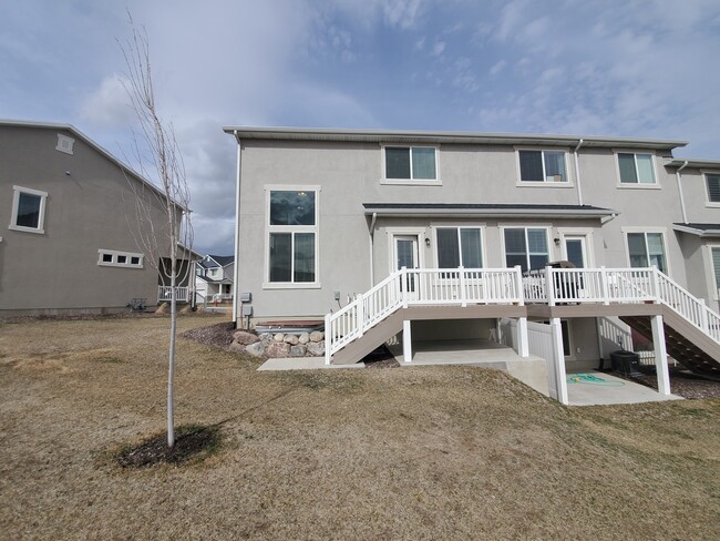 Building Photo - 4329 W Quiet Shade Dr