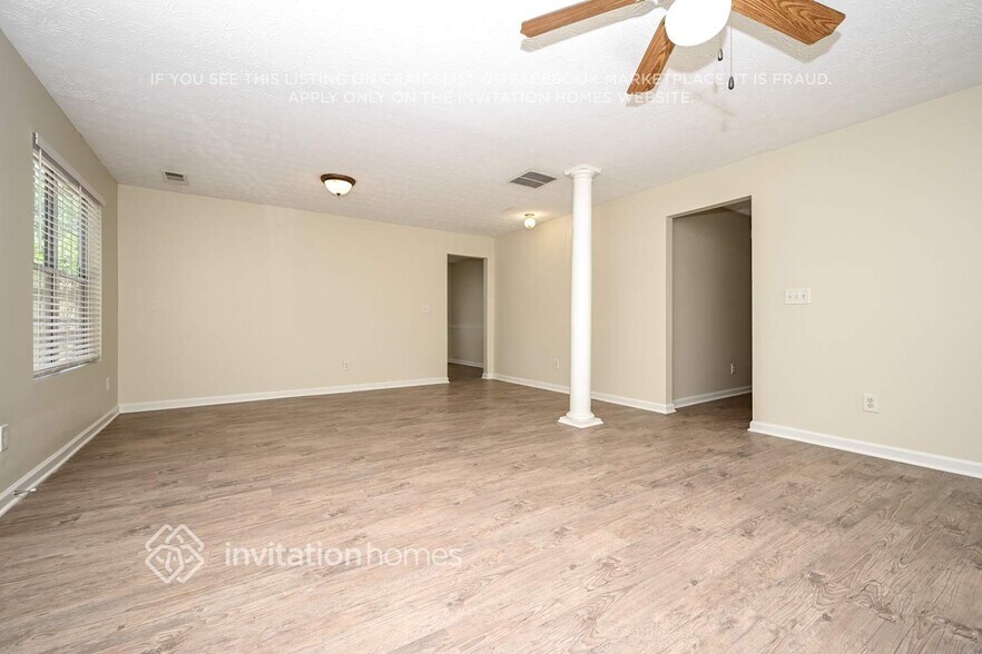 Building Photo - 4065 Mission Way