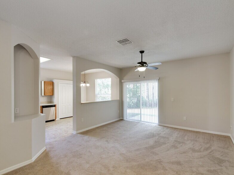 Building Photo - 3703 Cinnamon Fern Loop