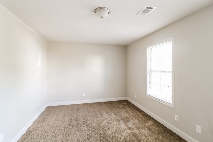 Building Photo - 408 Pearl St