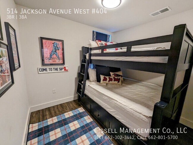 Building Photo - 514 Jackson Avenue West #404