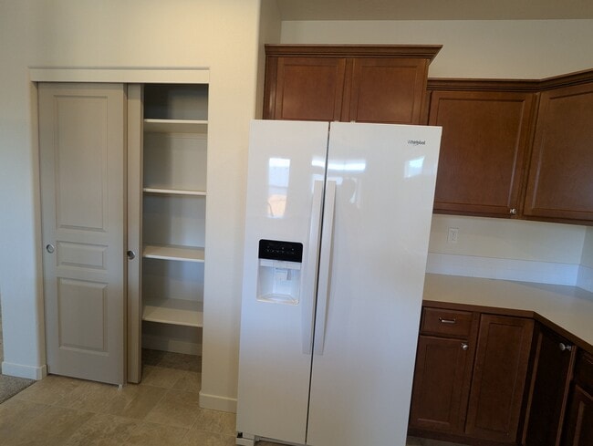 Building Photo - 3667 SW Pumice Stone Ave