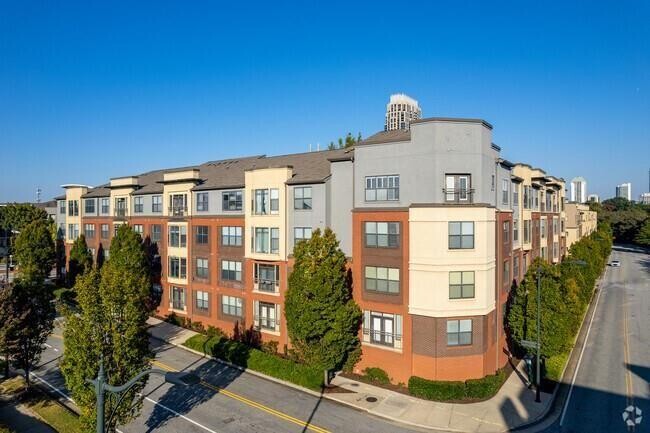 Building Photo - 400 17th St NW