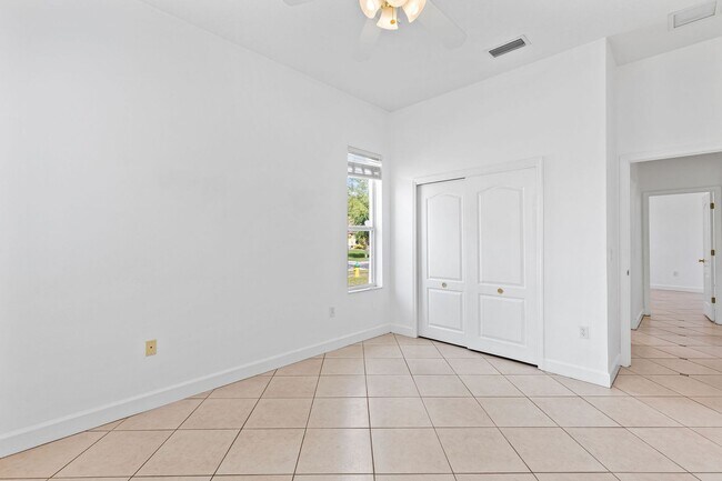 Building Photo - Gorgeous 3 Bedroom Home in Prestigious LPGA!