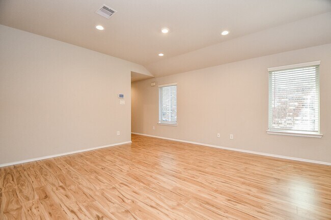 Building Photo - 22931 Berthoud Trl