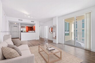 Building Photo - 7350 SW 89th St