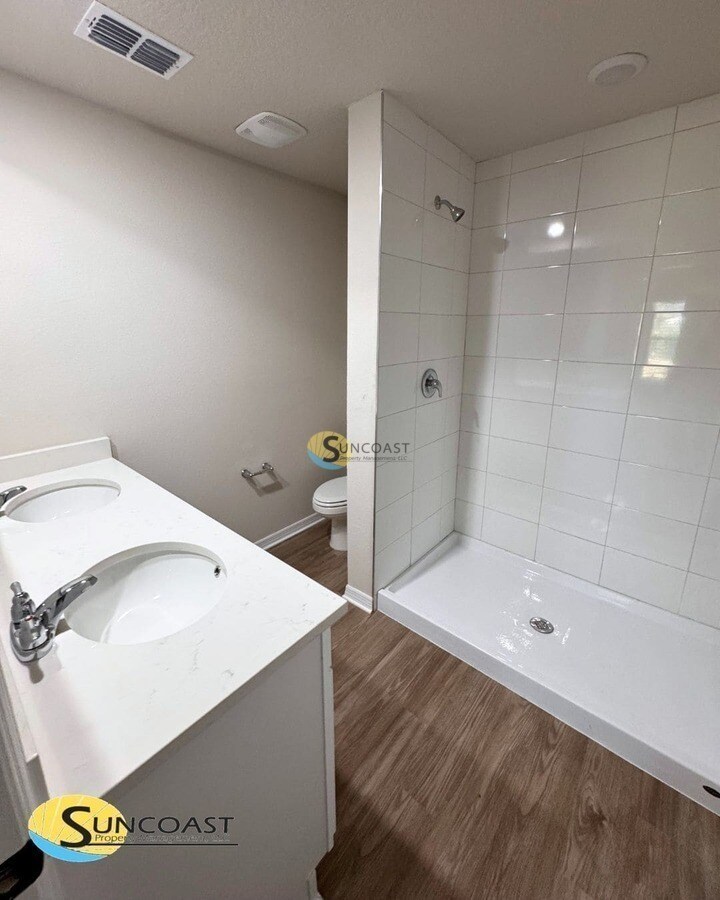 Building Photo - 23 Ryker Ln