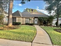Building Photo - 22527 Wildwood Grove Dr